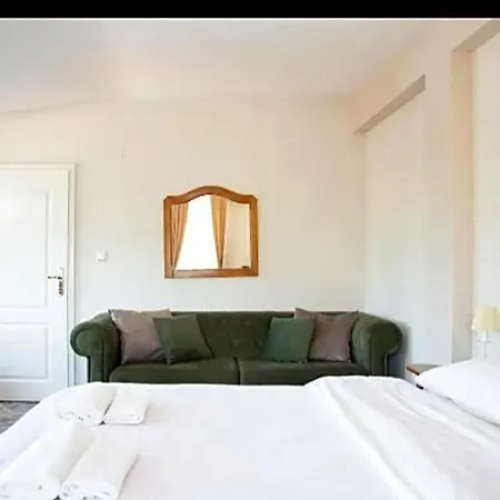 Hotel Family Victoria Gold 2*